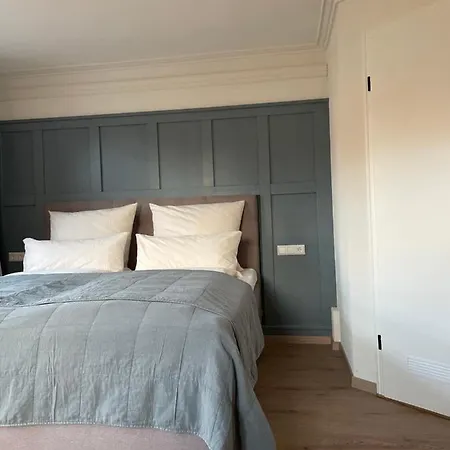Altes Rathaus Bed & Breakfast 3*