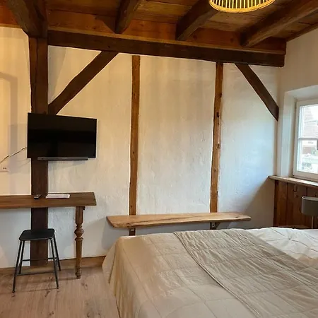 Altes Rathaus Bed & Breakfast 3*