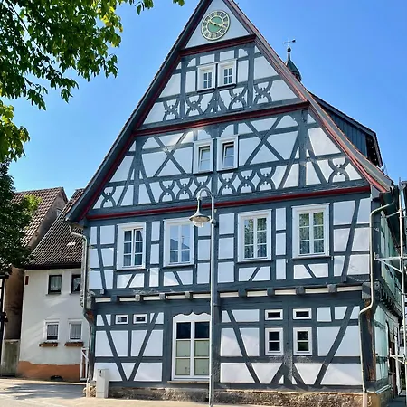 Altes Rathaus Bed & Breakfast 3*